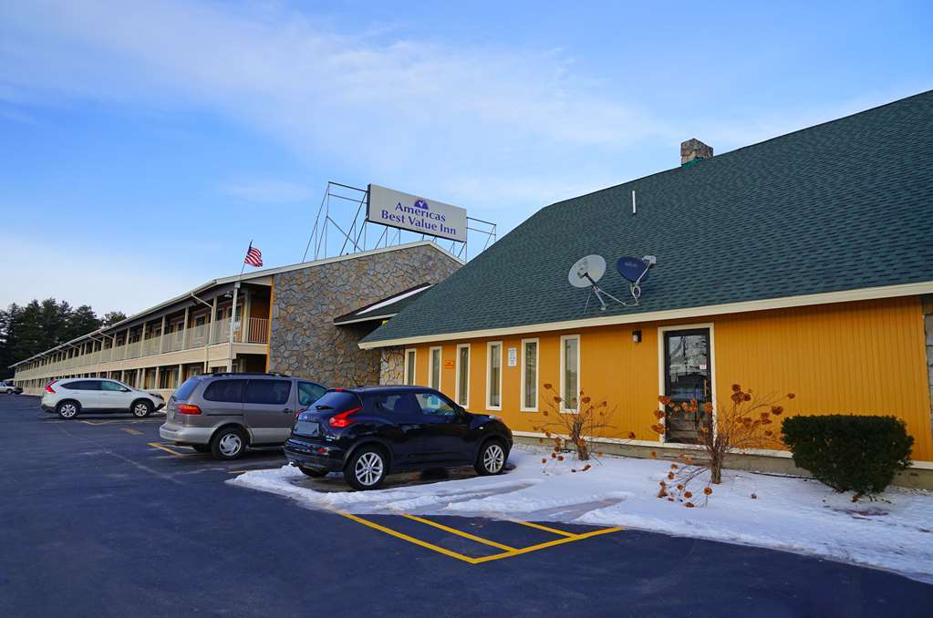 Americas Best Value Inn Plattsburgh Exterior foto