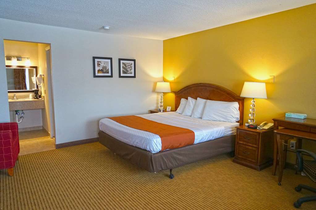 Americas Best Value Inn Plattsburgh Quarto foto